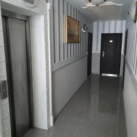 アパート таня 11 *